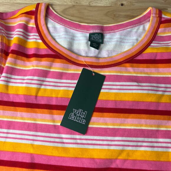 Wild Fable Women's Pink Striped Short Sleeve Fitted T-Shirt - Size XL - NWT - Picture 3 of 9